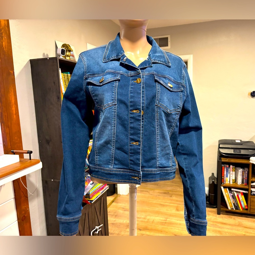 Lightweight stretchy Dark Wash cotton Denim long sleeve Jacket M